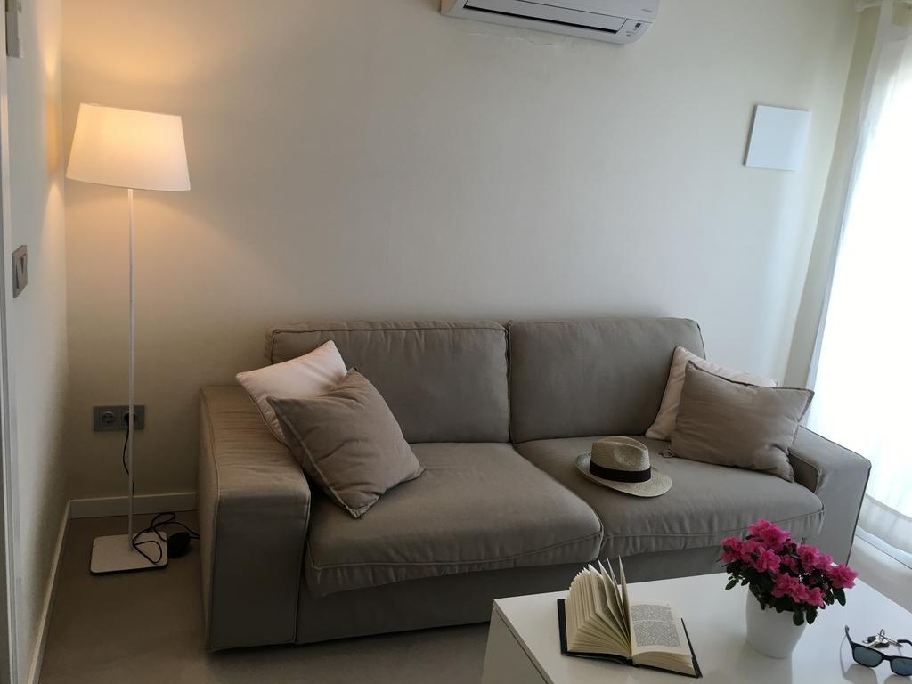 Studios Coll, Terrace & Pool Сант-Марти-д'Эмпуриес Экстерьер фото