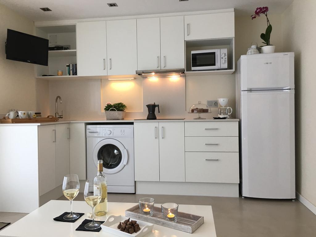 Studios Coll, Terrace & Pool Сант-Марти-д'Эмпуриес Экстерьер фото