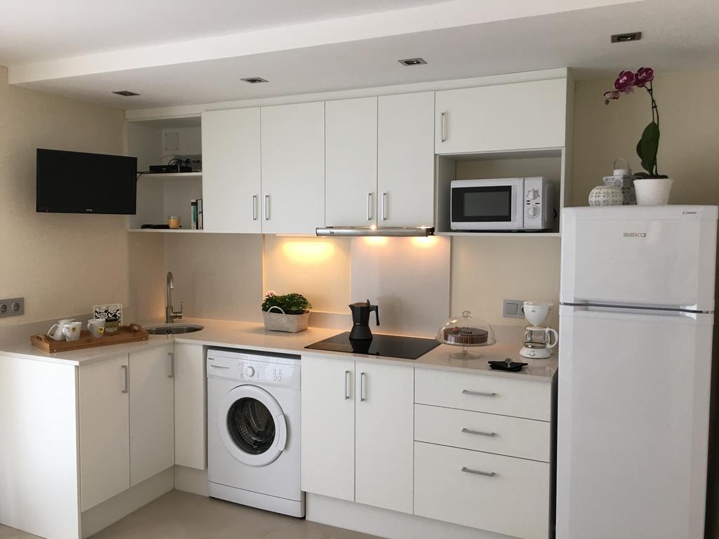 Studios Coll, Terrace & Pool Сант-Марти-д'Эмпуриес Экстерьер фото